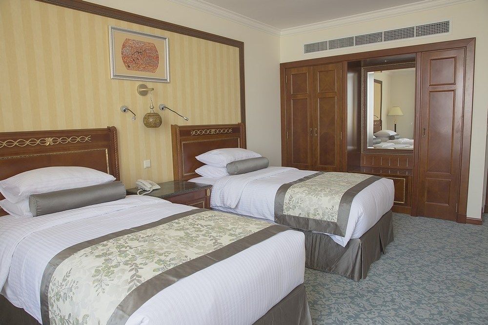 Konoz Al Yam Hotel Jeddah Exterior photo